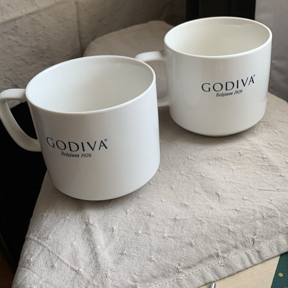 Set of 2 Godiva 16 oz. Mugs Cup - Picture 3 of 4